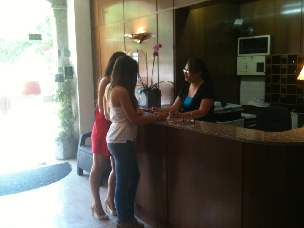 Hotel Manel Martorell Exterior foto