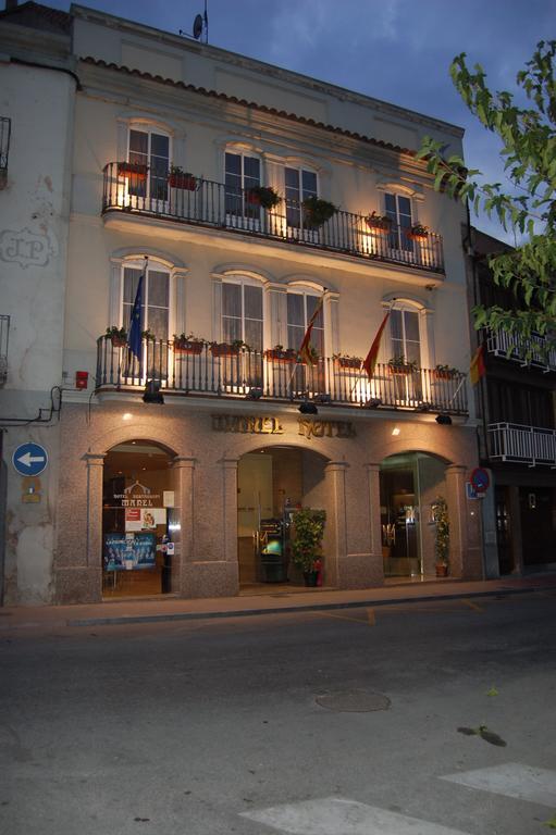 Hotel Manel Martorell Exterior foto